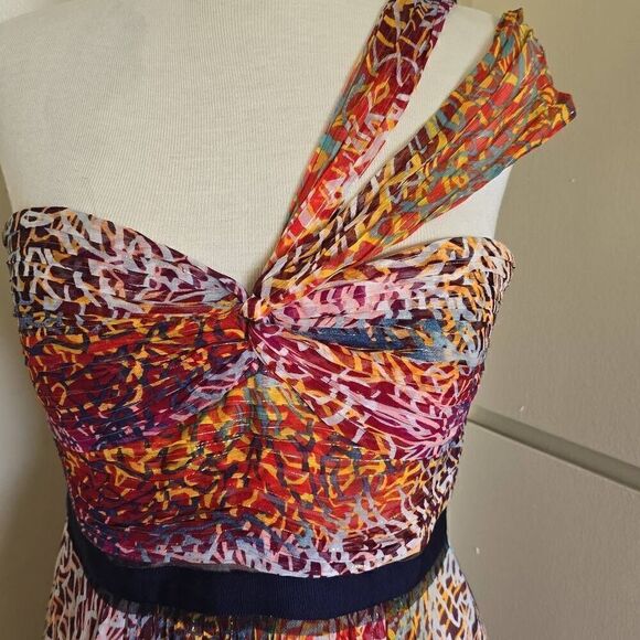 BCBG MaxAzria Inga One-Shoulder Silk Dress in begonia color. NWOT, Size 10. - Picture 3 of 11